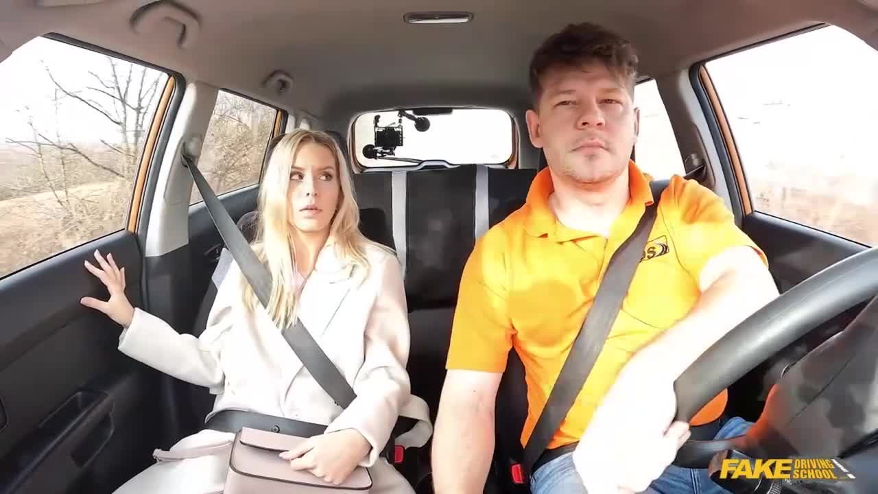 Lucky Bee lets her driving instructor pound that cooch - ePornTube