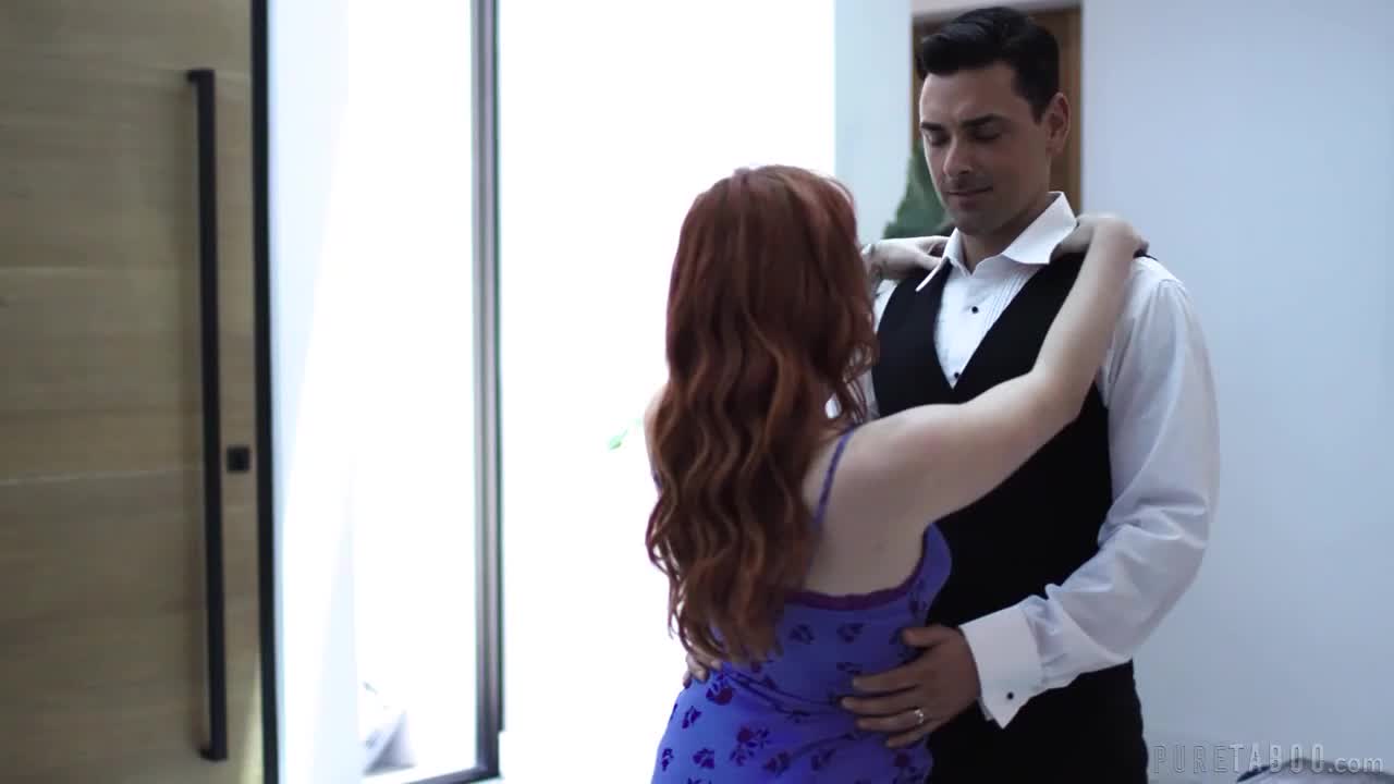 Athlete Ryan Driller and a redhead teen Arietta Adams enjoy each other - ePornTube