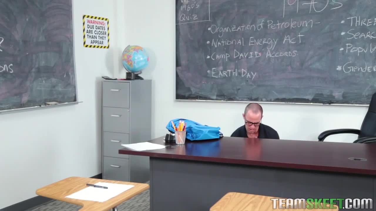 Stunning sex in the classroom with a hot brunette Mercedes Carrera - ePornTube