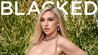 Blondie with big boobs Kendra Sunderland screwed by dark penis